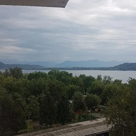 Rina Διαμέρισμα Dormelletto